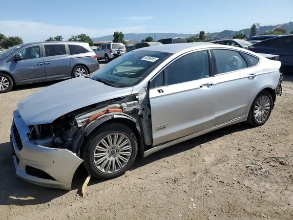 3FA6P0PU3GR306270 2016 FORD FUSION - Image 1