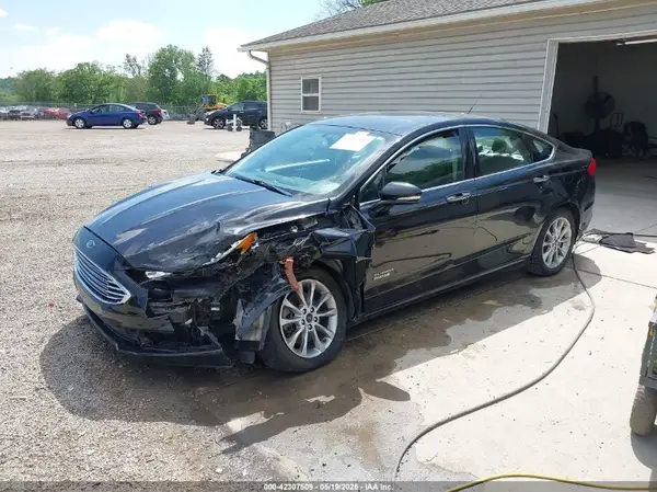 3FA6P0PU3HR106023 2017 FORD FUSION - Image 2