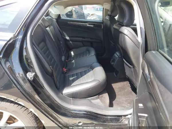 3FA6P0PU3HR106023 2017 FORD FUSION - Image 8