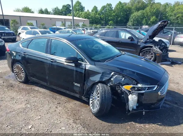 3FA6P0PU3HR183281 2017 FORD FUSION - Image 1