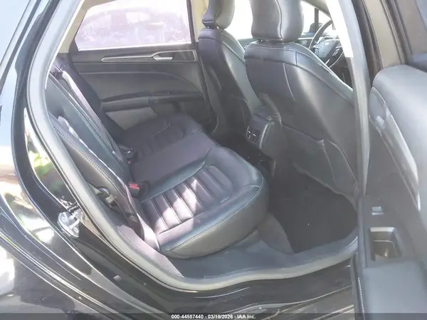3FA6P0PU3HR329873 2017 FORD FUSION - Image 8