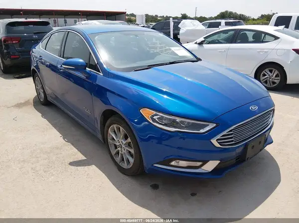 3FA6P0PU3HR379933 2017 FORD FUSION - Image 1