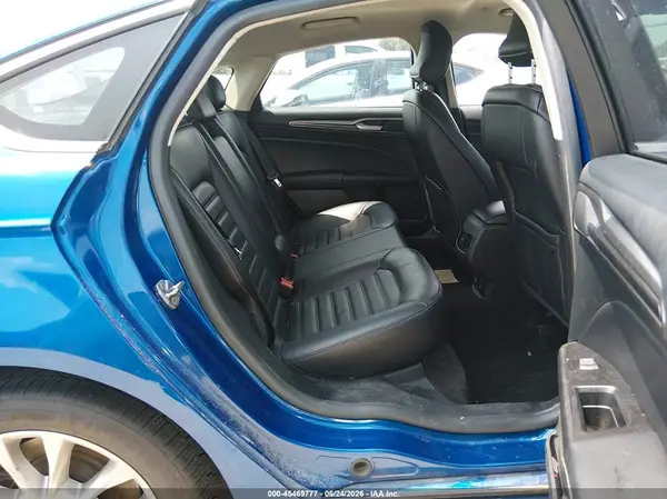 3FA6P0PU3HR379933 2017 FORD FUSION - Image 8