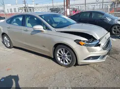 3FA6P0PU3JR111390 2018 FORD FUSION