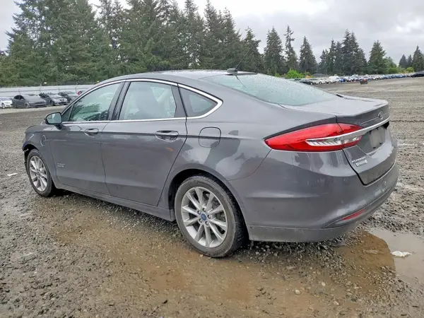 3FA6P0PU3JR131204 2018 FORD FUSION - Image 2
