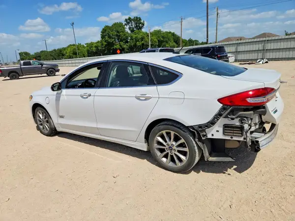 3FA6P0PU3JR187529 2018 FORD FUSION - Image 2