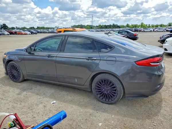 3FA6P0PU3JR258325 2018 FORD FUSION - Image 2