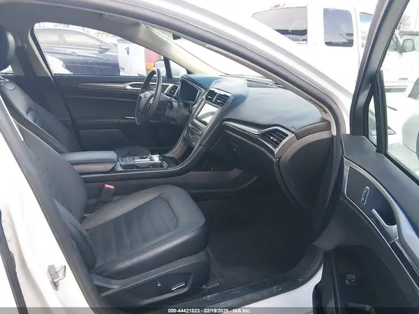 3FA6P0PU3JR271334 2018 FORD FUSION - Image 8
