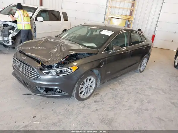 3FA6P0PU3JR274024 2018 FORD FUSION - Image 2