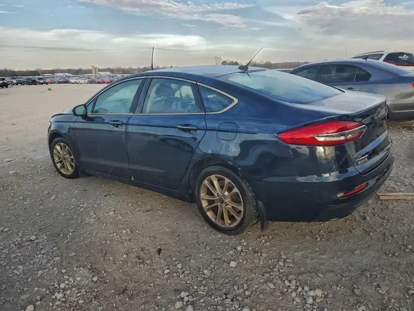 3FA6P0PU3KR236407 2019 FORD FUSION - Image 2