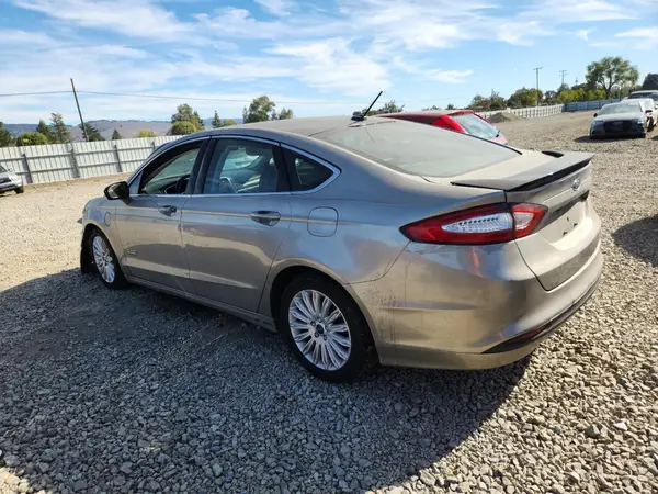 3FA6P0PU4GR145444 2016 FORD FUSION - Image 2