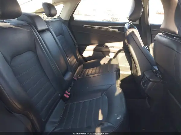 3FA6P0PU4GR165970 2016 FORD FUSION - Image 8