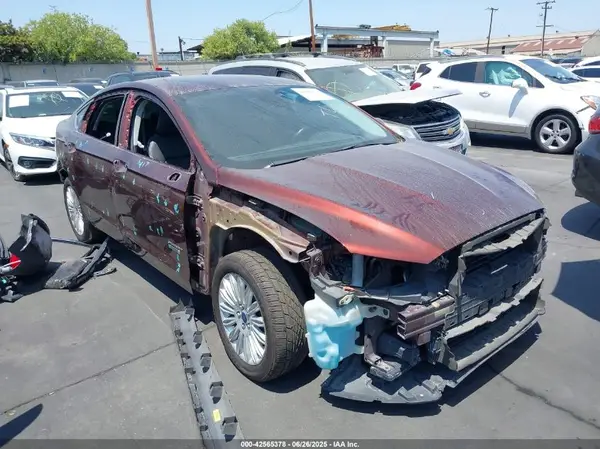 3FA6P0PU4GR229330 2016 FORD FUSION - Image 1