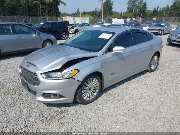 3FA6P0PU4GR240599 2016 FORD FUSION - Image 2