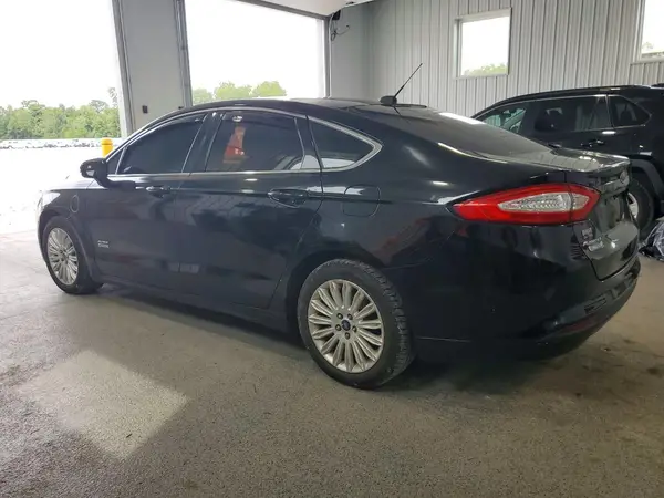 3FA6P0PU4GR322123 2016 FORD FUSION - Image 2