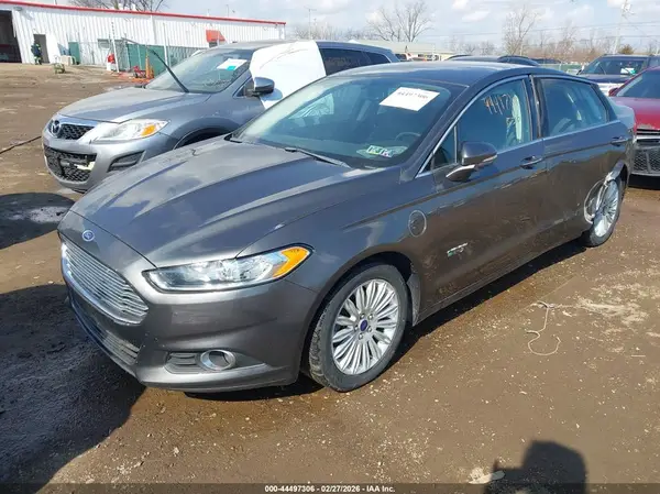 3FA6P0PU4GR336717 2016 FORD FUSION - Image 2