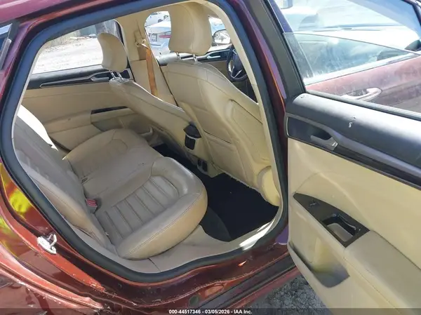 3FA6P0PU4GR338676 2016 FORD FUSION - Image 8