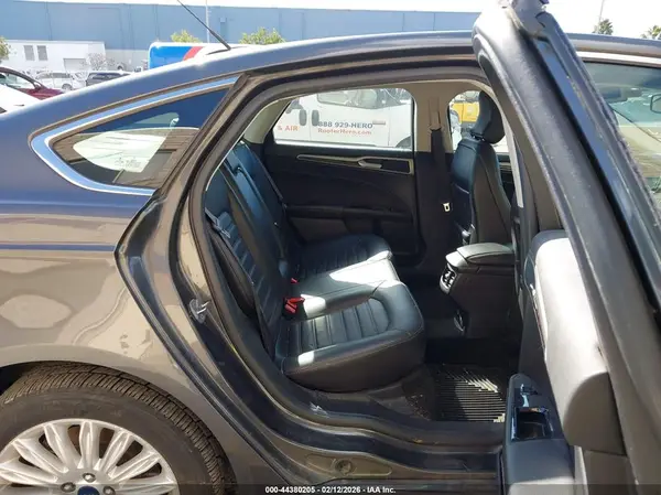 3FA6P0PU4GR357180 2016 FORD FUSION - Image 8
