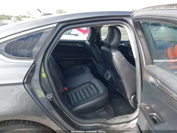 3FA6P0PU4HR184018 2017 FORD FUSION - Image 8