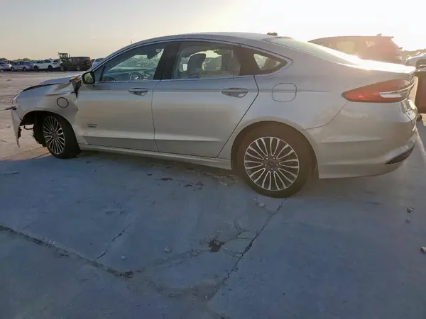 3FA6P0PU4HR226834 2017 FORD FUSION - Image 2
