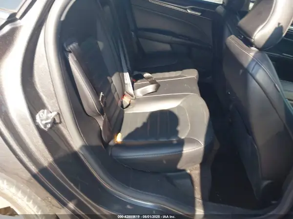 3FA6P0PU4HR305971 2017 FORD FUSION - Image 8