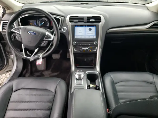 3FA6P0PU4HR306683 2017 FORD FUSION - Image 8