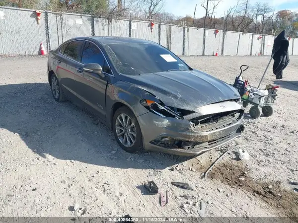 3FA6P0PU4HR410512 2017 FORD FUSION - Image 1
