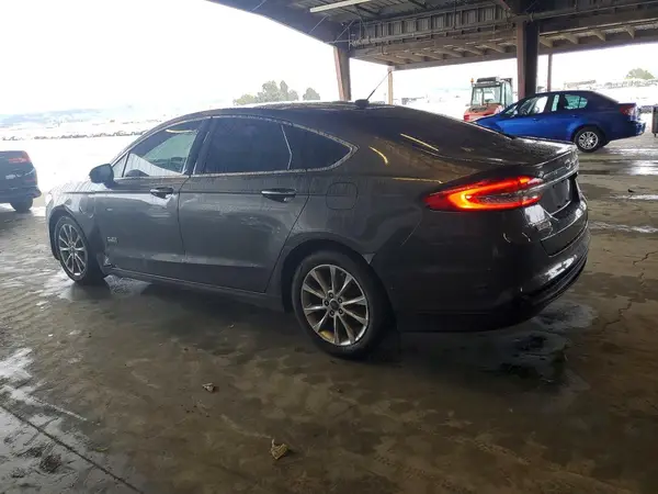 3FA6P0PU4JR143376 2018 FORD FUSION - Image 2
