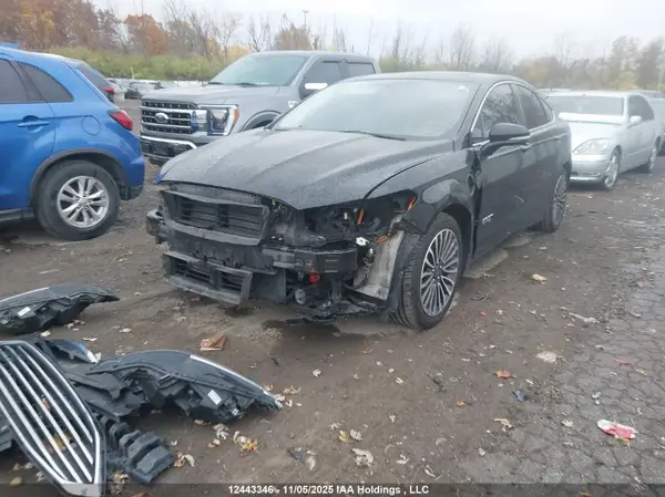 3FA6P0PU4JR199074 2018 FORD FUSION - Image 2