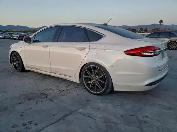 3FA6P0PU4JR246166 2018 FORD FUSION - Image 2