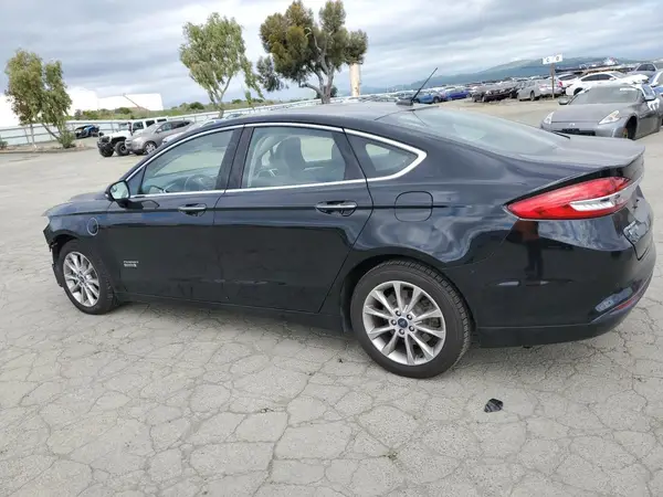 3FA6P0PU4JR246426 2018 FORD FUSION - Image 2
