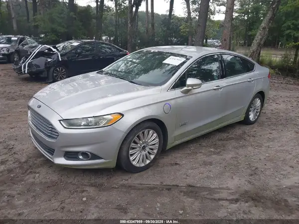 3FA6P0PU5GR194832 2016 FORD FUSION - Image 2