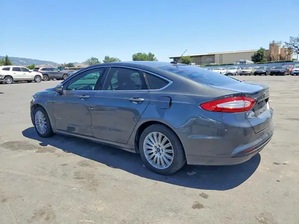 3FA6P0PU5GR305931 2016 FORD FUSION - Image 2