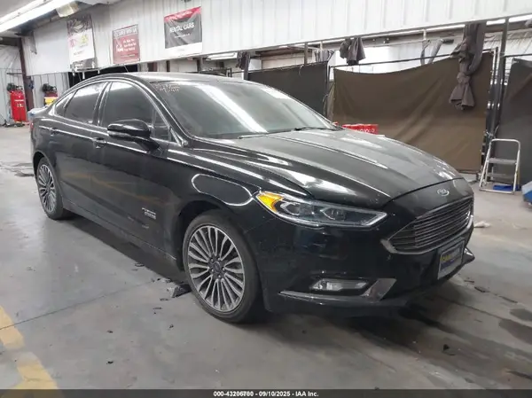 3FA6P0PU5HR141744 2017 FORD FUSION - Image 1