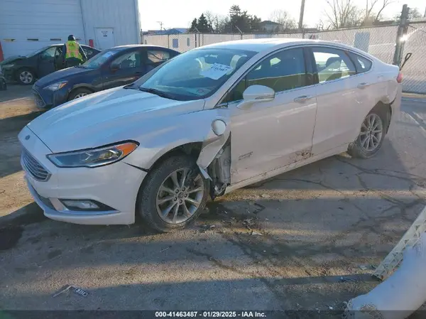 3FA6P0PU5HR153750 2017 FORD FUSION - Image 2
