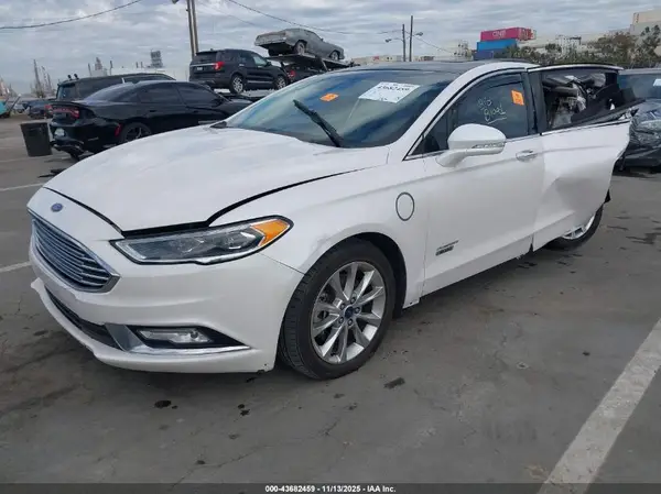 3FA6P0PU5HR242038 2017 FORD FUSION - Image 2