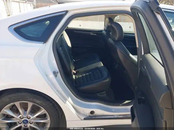 3FA6P0PU5HR276982 2017 FORD FUSION - Image 8