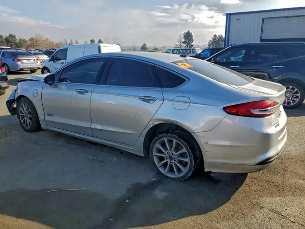 3FA6P0PU5JR233068 2018 FORD FUSION - Image 2