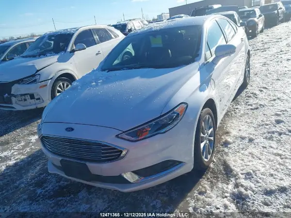 3FA6P0PU5JR264000 2018 FORD FUSION - Image 2