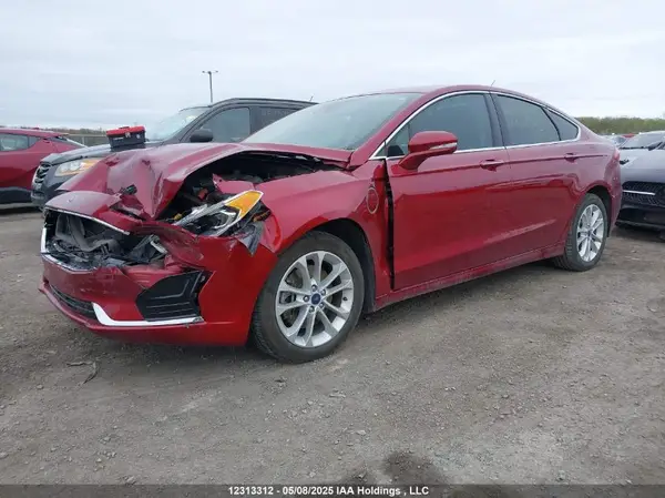 3FA6P0PU5KR211573 2019 FORD FUSION - Image 2