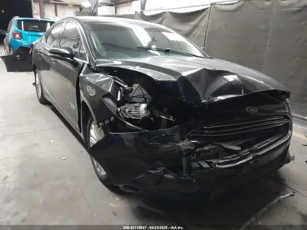 3FA6P0PU6GR229698 2016 FORD FUSION - Image 1