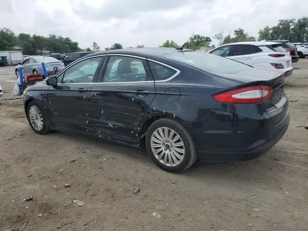 3FA6P0PU6GR252639 2016 FORD FUSION - Image 2
