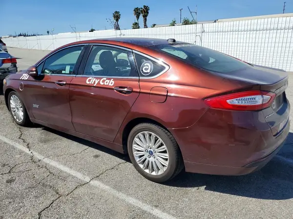 3FA6P0PU6GR397535 2016 FORD FUSION - Image 2