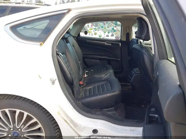 3FA6P0PU6HR229640 2017 FORD FUSION - Image 8
