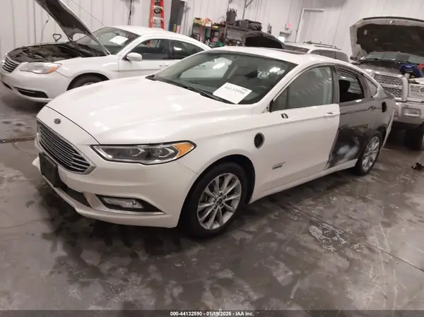 3FA6P0PU6HR352693 2017 FORD FUSION - Image 2