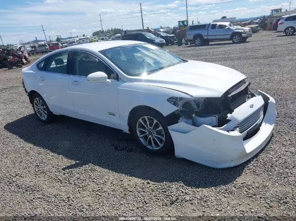 3FA6P0PU6HR409930 2017 FORD FUSION - Image 1