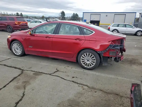 3FA6P0PU7GR134857 2016 FORD FUSION - Image 2