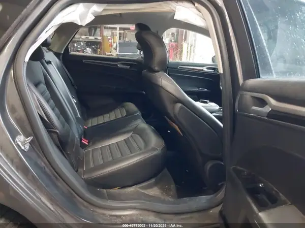 3FA6P0PU7GR190815 2016 FORD FUSION - Image 8