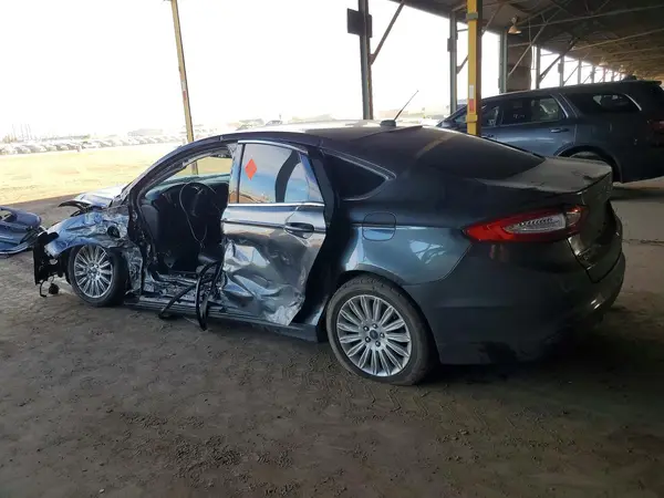 3FA6P0PU7GR225269 2016 FORD FUSION - Image 2