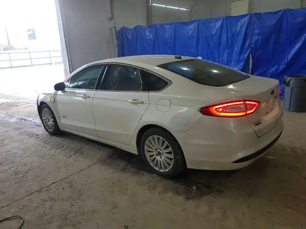 3FA6P0PU7GR300455 2016 FORD FUSION - Image 2